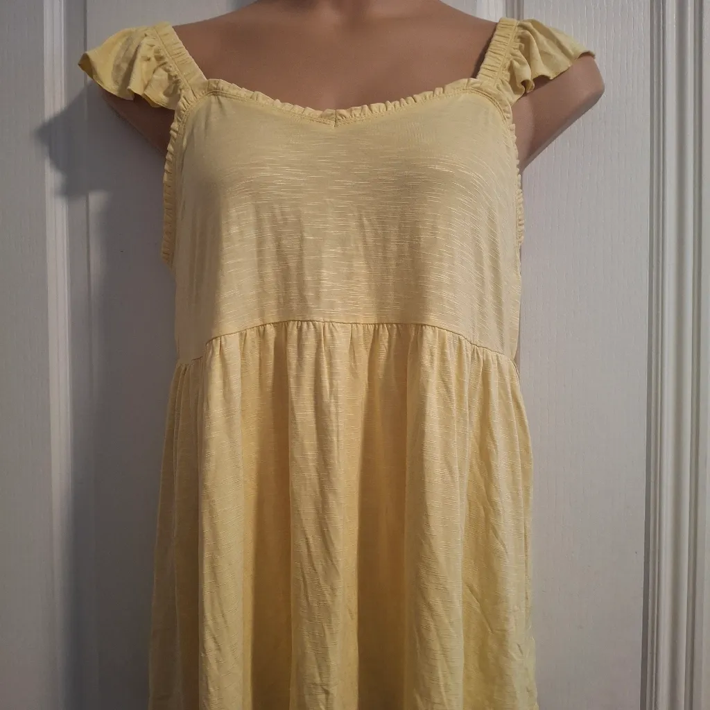 Torrid Sz 2 Yellow Ruffle Sleeve Top NWT - Image 5