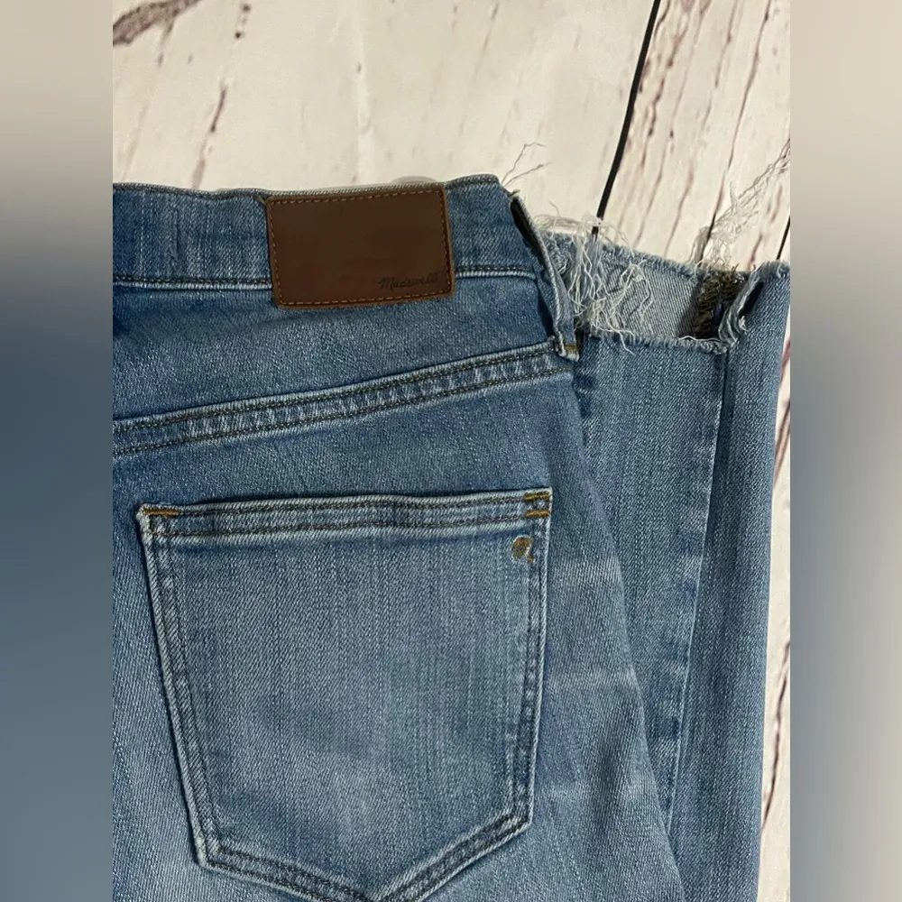 pin tuck size 23 skinny high rise - Image 6