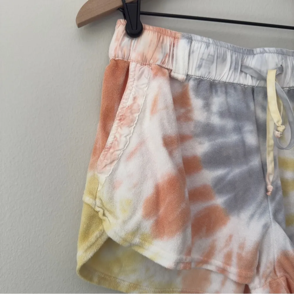 Young Fabulous & Broke Terrycloth Tie Dye Shorts Drawstring Waist Pockets summer - Image 3