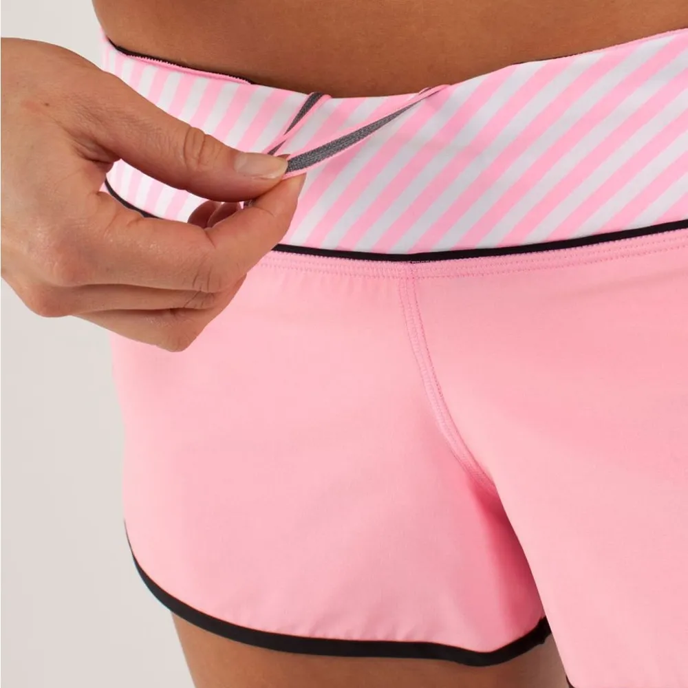 ၁၇Lululemon Run: Speed Short Pink Shell / Classic Stripe White Pink Shell / Blac - Image 5