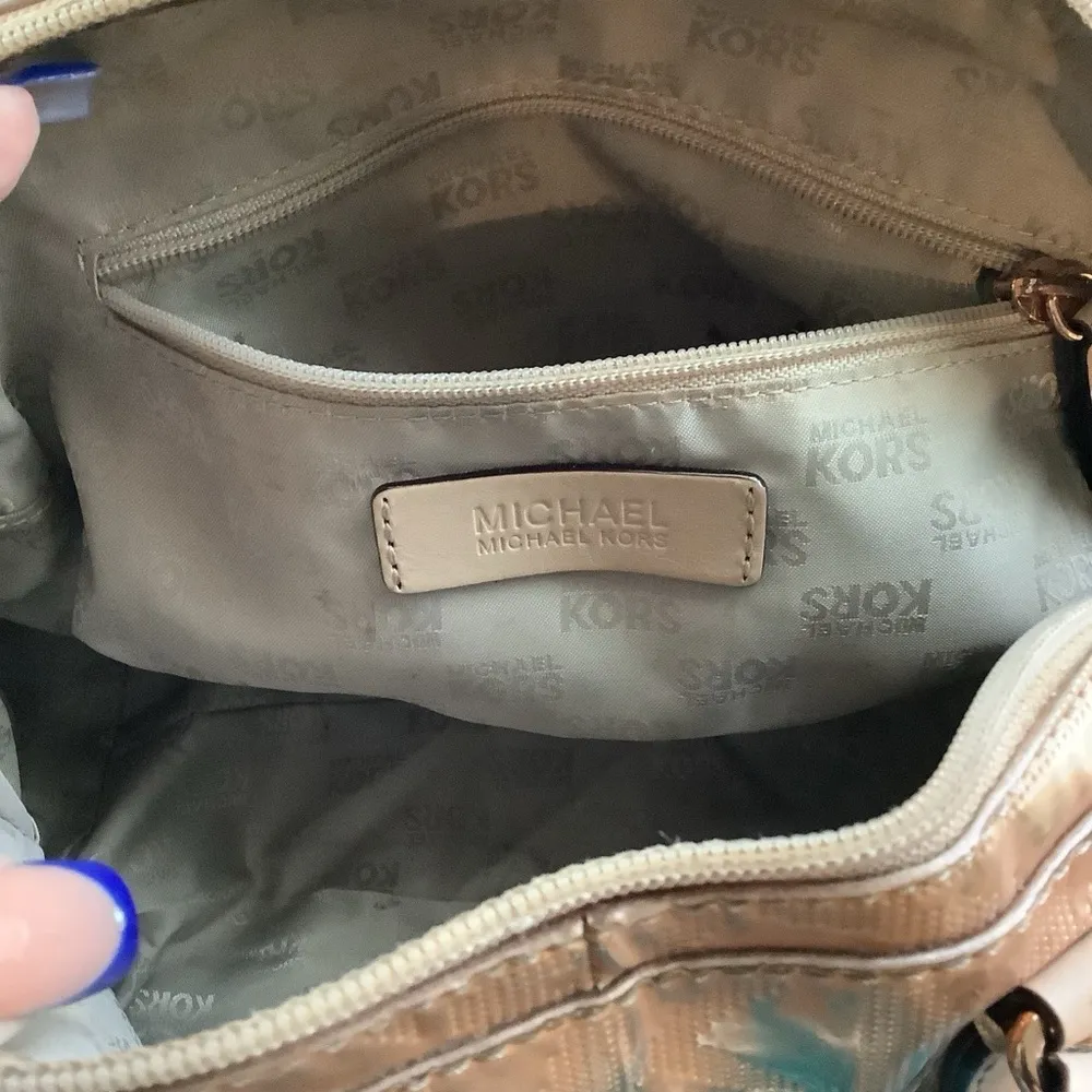 Michael Kors Signature Pink Rose Librarian Gold Bag - Image 5