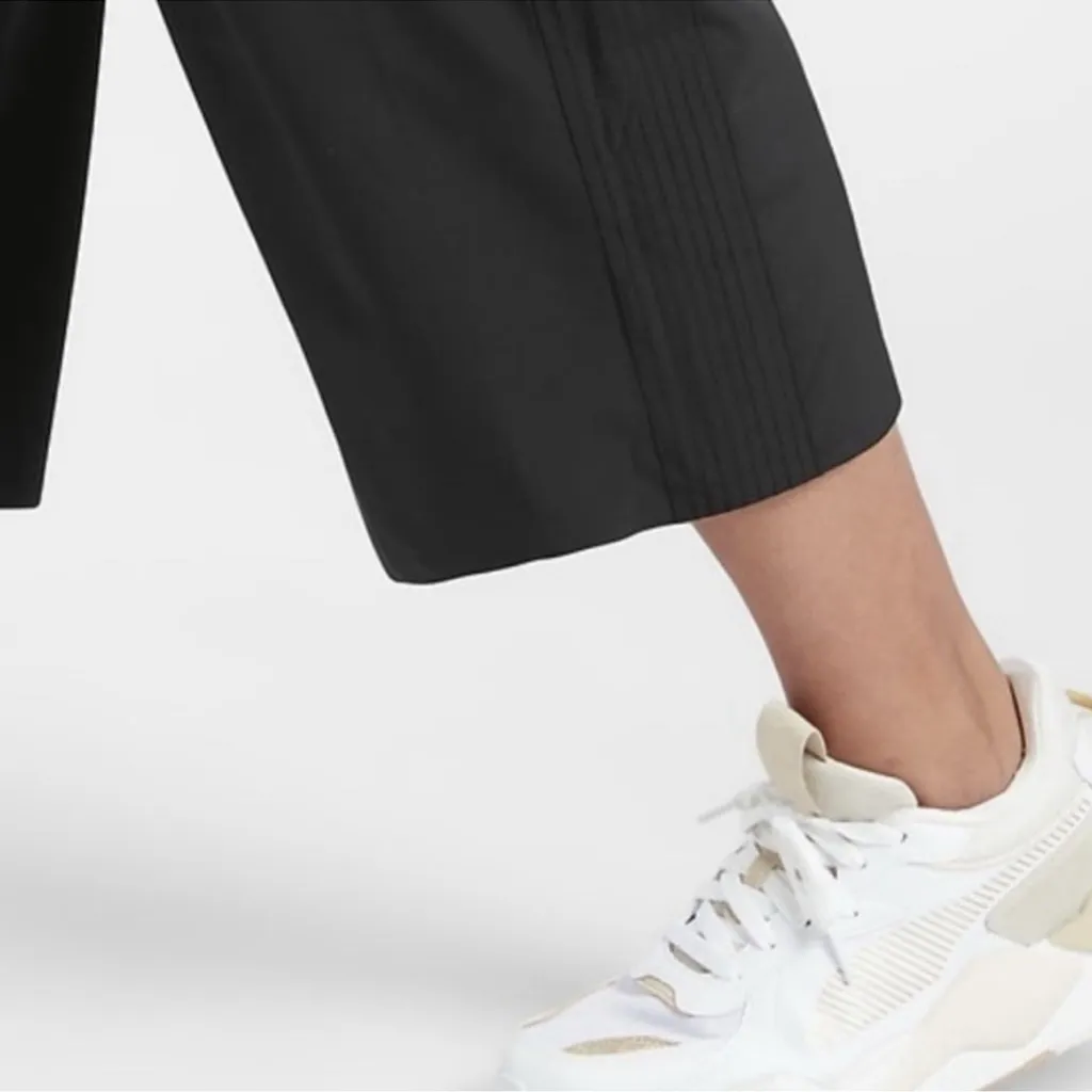 Athleta Avenue Wide Leg Crop Pant Black Women’s Size 10 Casual Pull On - Image 3