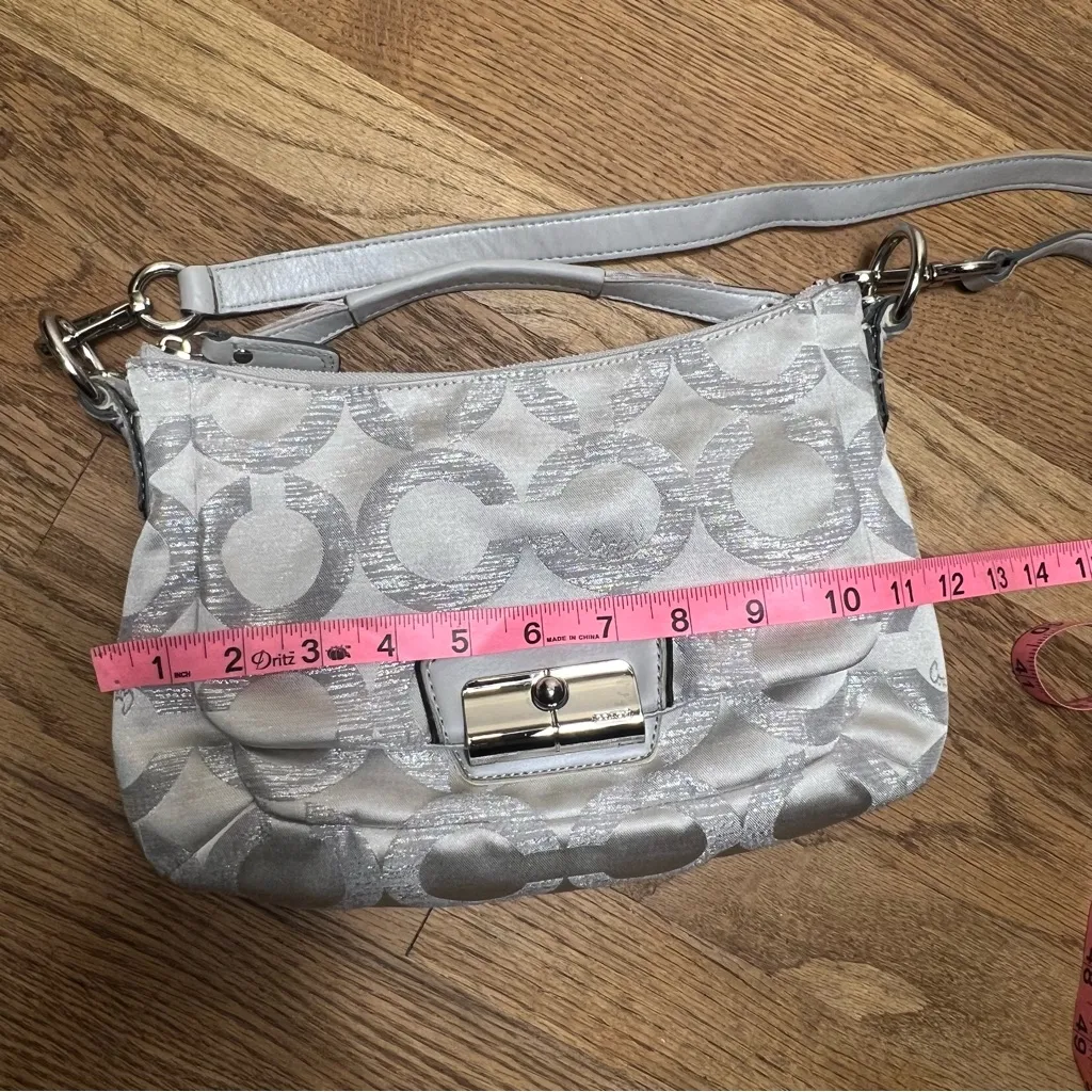 Coach y2k vintage‎ Silver and Shoulder Bag crossbody - Image 8