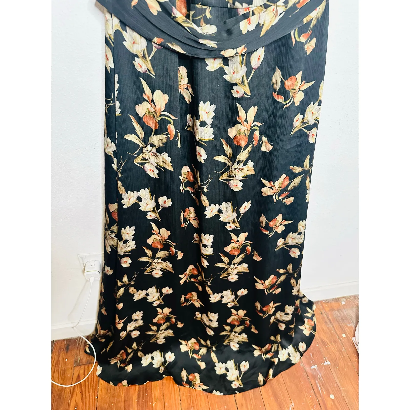 SACHIN & BABI Black White Venetia Petal Kayla Halter Neck Gown Size 14 - Image 13