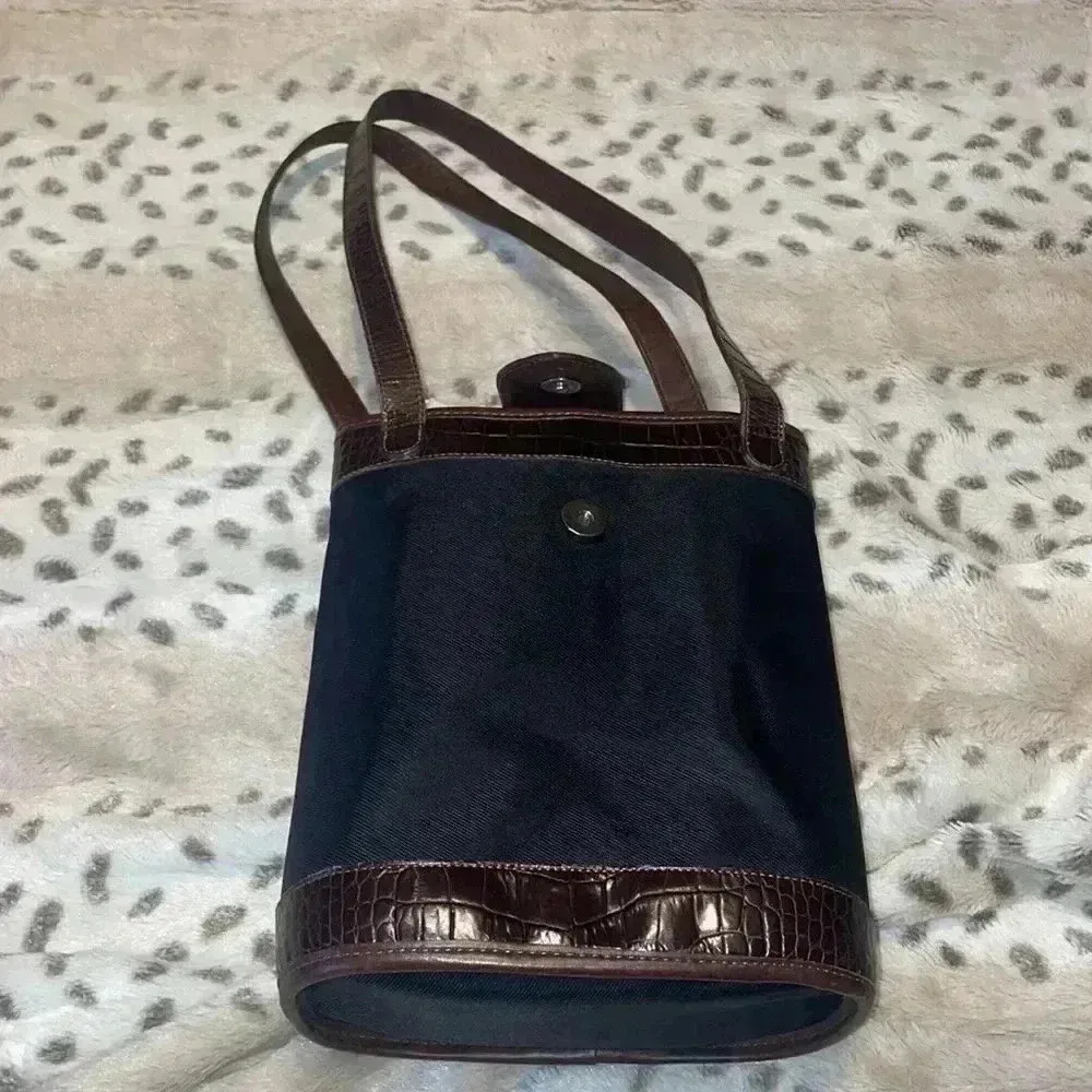 Brighton Handbag - Image 7