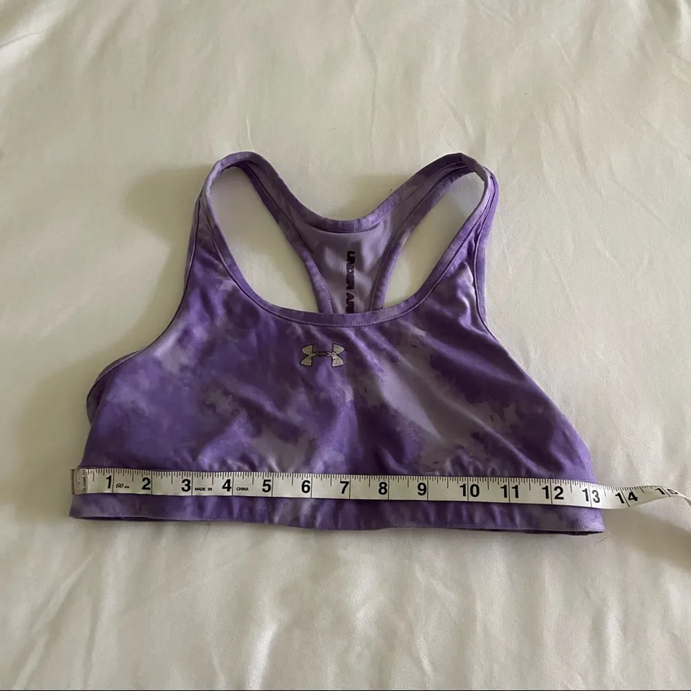 Under armour sports bra size medium - Image 2