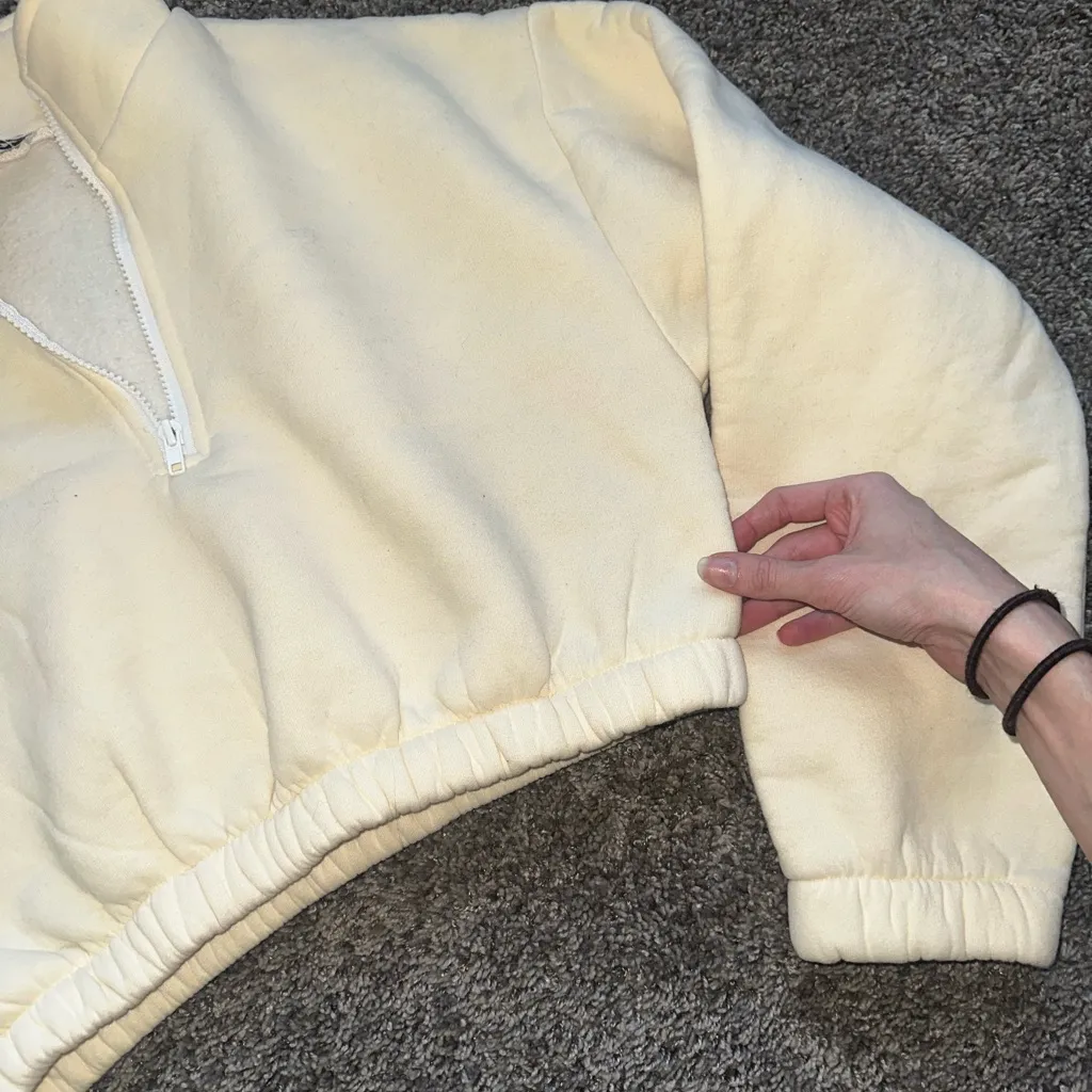 Women's Cream Zip-Up Cropped Hoodie - Image 4