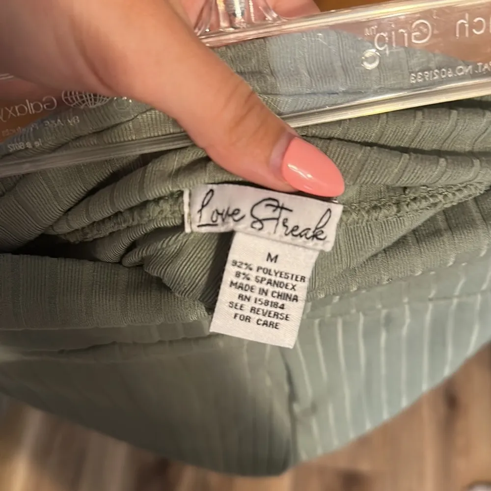 Sage Green Ribbed Biker Shorts Size M - Image 4