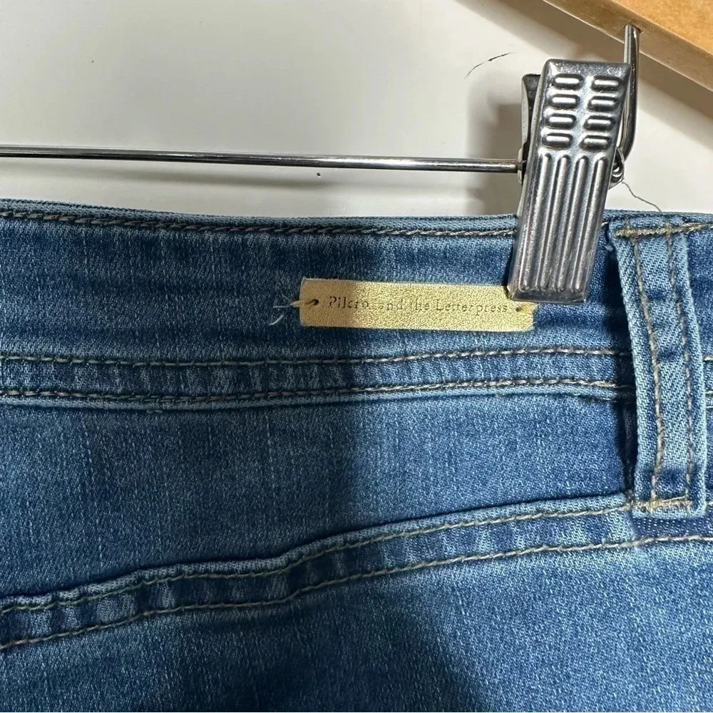 Pilcro and the Letterpress Anthro Mid-Rise Embellished Slim Straight Jeans 28 - Image 12