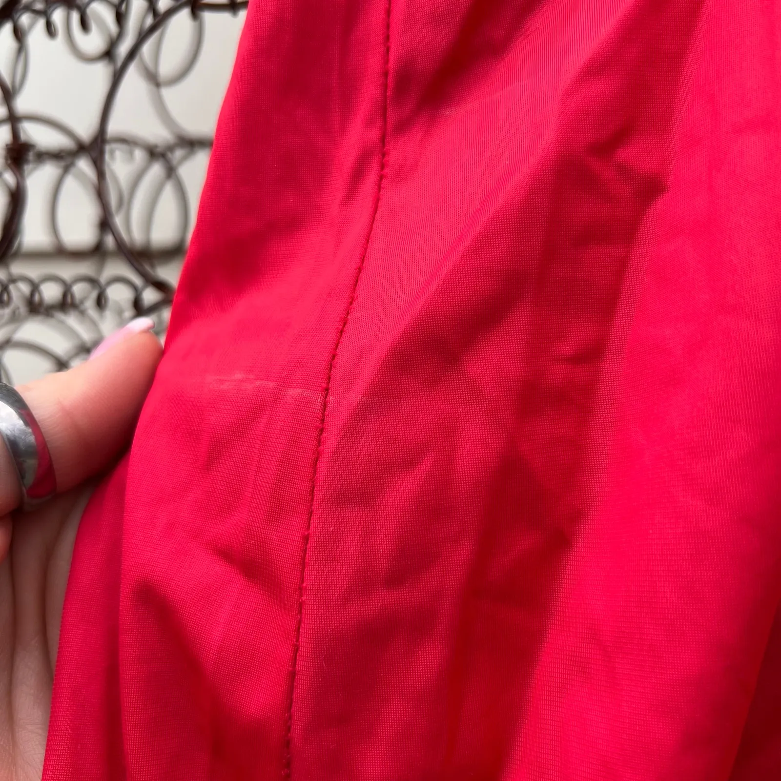 VTG 60s 70s Penny's Adonna red lace trim slip Concertina Crystal Pleat size 36 Size L - Image 4