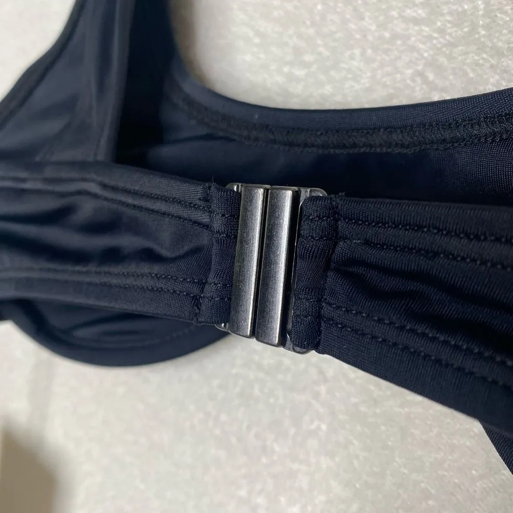 Oye Swimwear Anna Underwire Low Scoop Neckline Bikini Top Black Size Small - Image 8