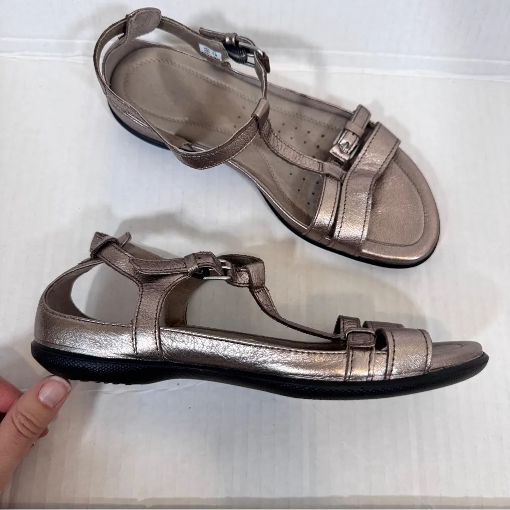 Ecco Silver Leather Strappy Sandals Women’s 6.5 Casual Comfort Shoes Summer - Image 8
