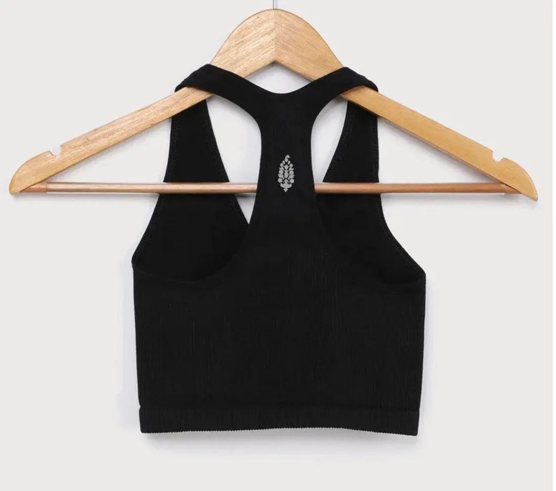 Small  Movement Free Throw Crop Bra Top Black BNWTS - Image 2
