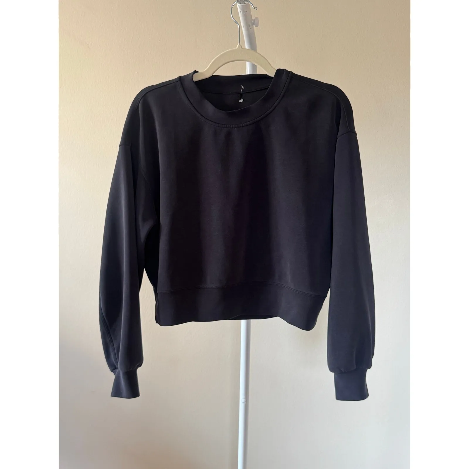 Lululemon Softstreme Perfectly Oversized Cropped Crew Black - Image 4