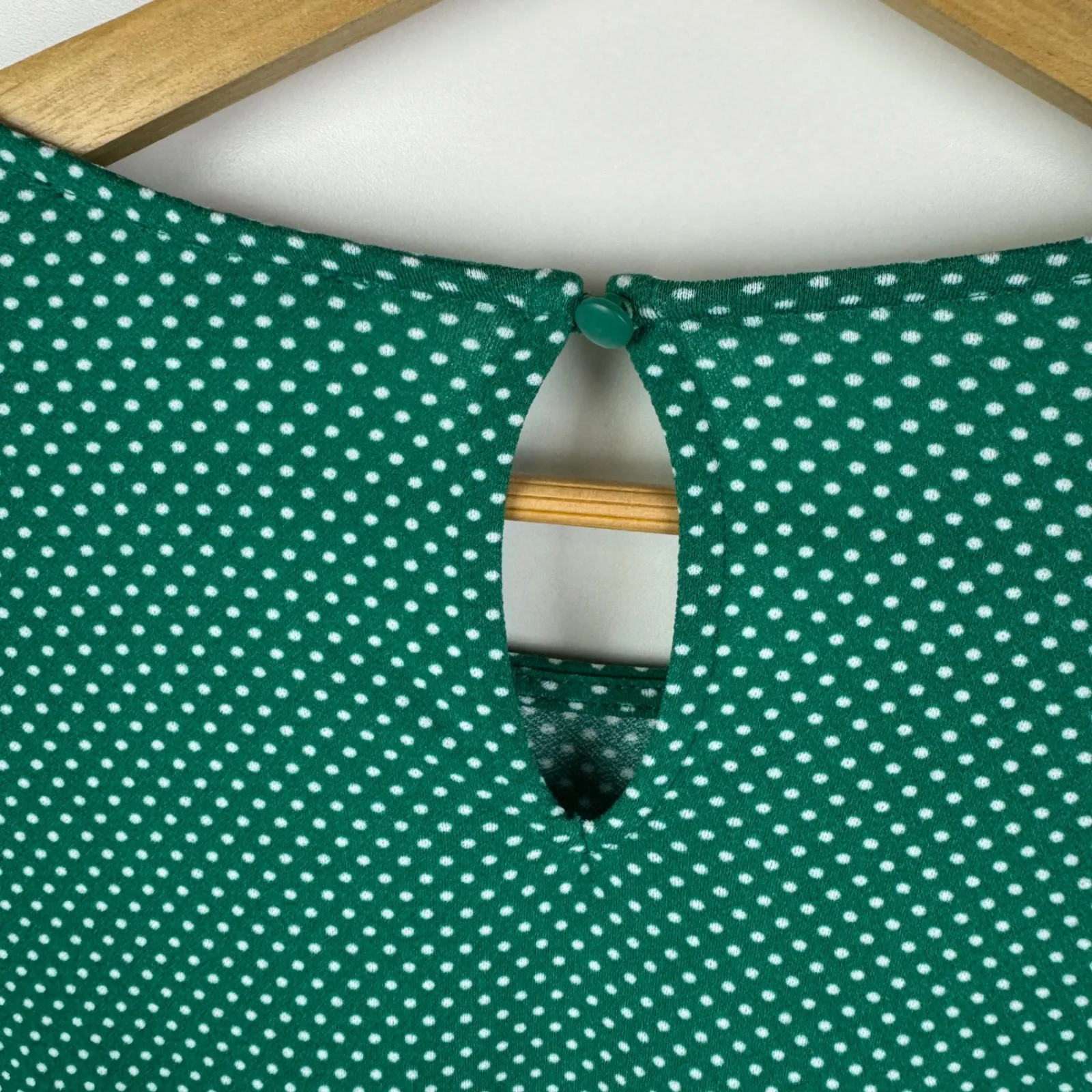 Adrianna‎ Papell Polka Dot Blouse Size 1X Green Office Fall Christmas Holiday - Image 2