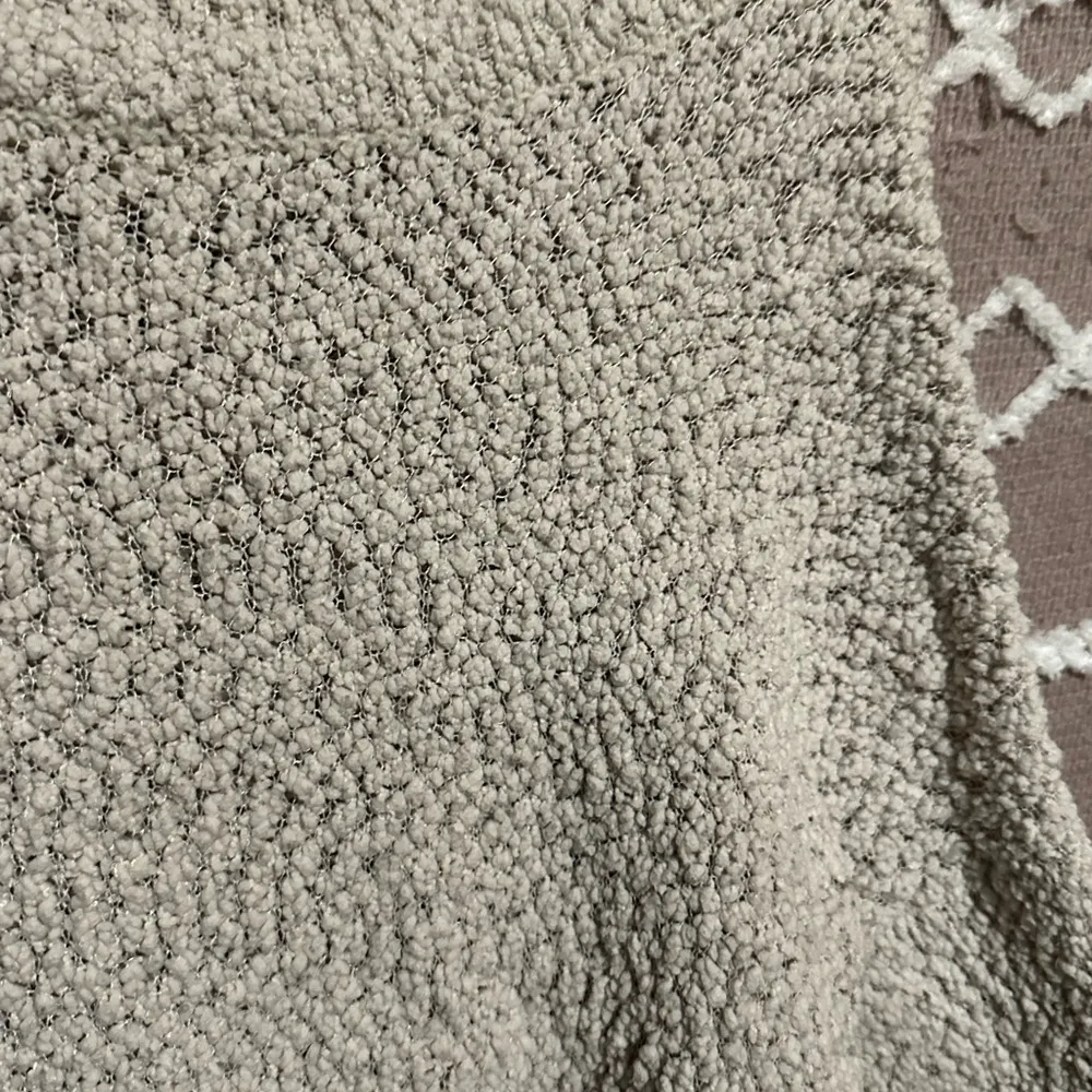 Chunky Hollister Designer Cute Light Sweater - Image 6