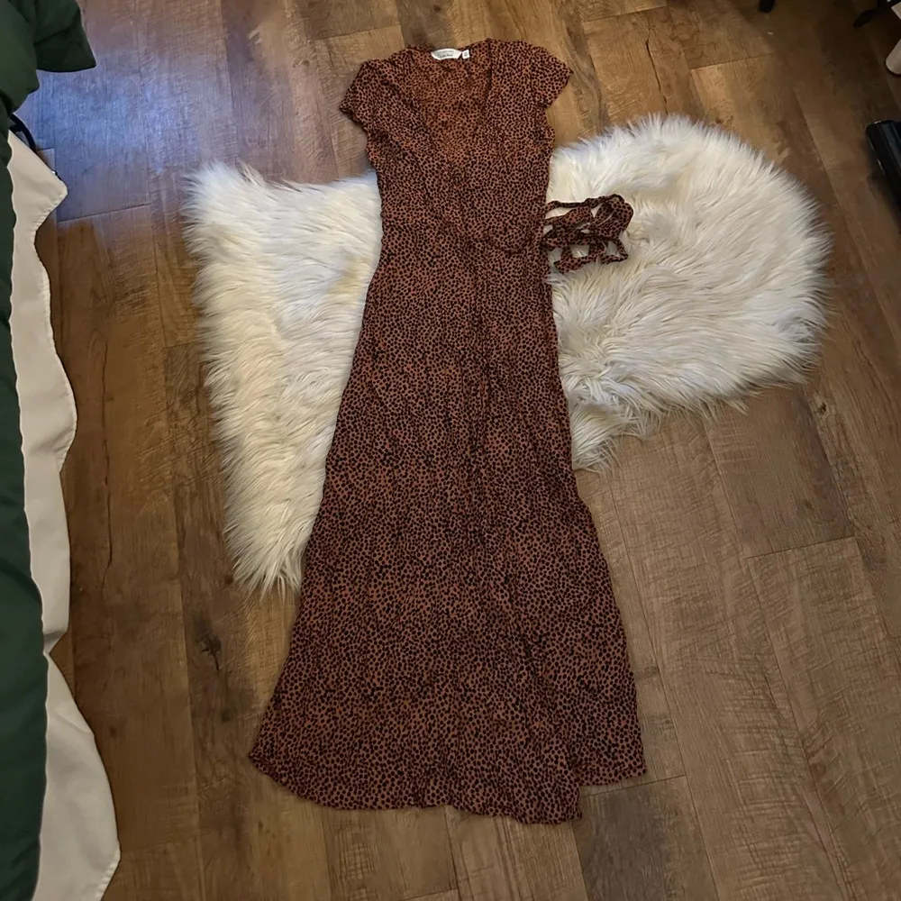 & OTHER STORIES Leo Midi Wrap Dress - Image 5