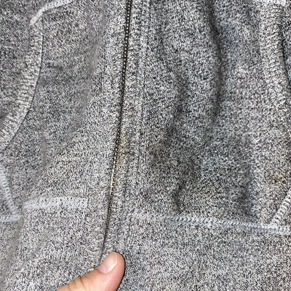 Roots  Canada Sweatshirt Zip Jacket Small Hood Gray Pocket Drawstring - Image 2