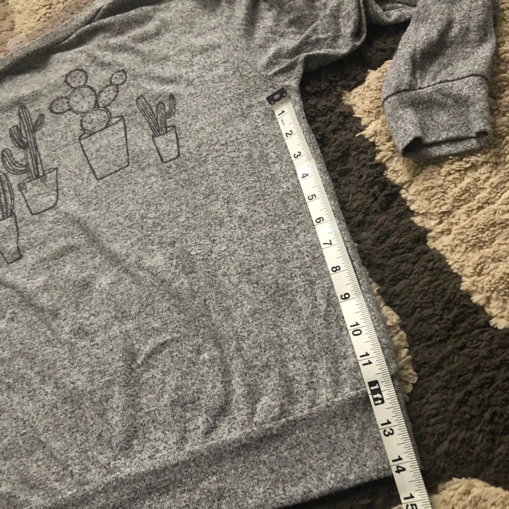 Purple Snow succulent flowers sweatshirt Gray Size L - Image 9