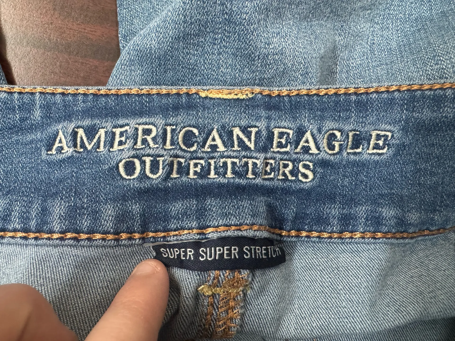 American Eagle Super Super Stretch Artist Crop Distressed Jeans Size 6 - Image 4
