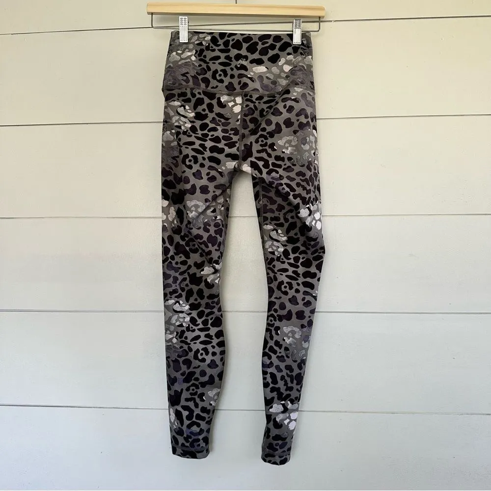 Playground Women’s Extra Small Animal Print Leggings Athletic Athleisure Sporty Size XS - Image 5