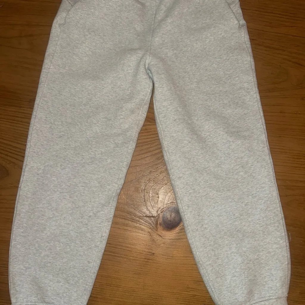 Lululemon Loungeful High-Rise Cropped Jogger size 4 - Image 8