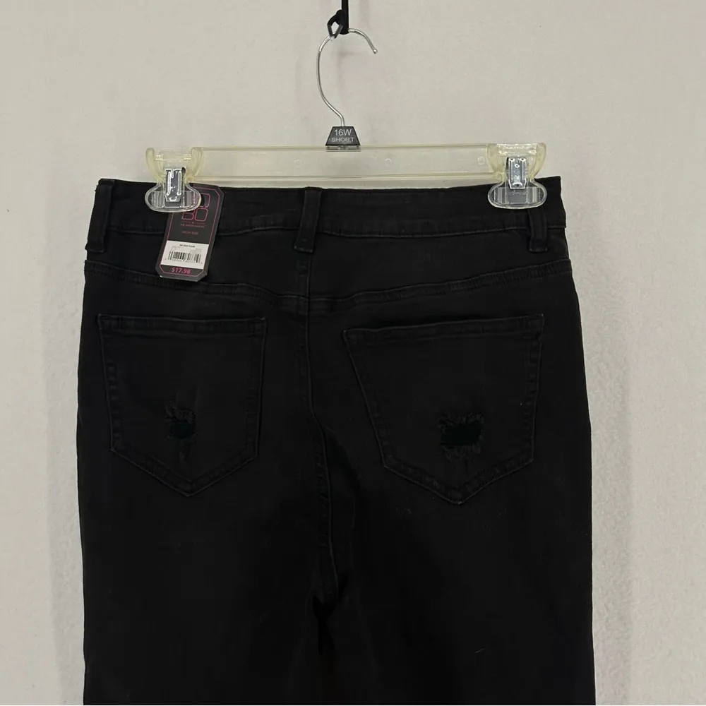 NWT No Boundaries High Rise Crop Flare Stretch Distressed Jeans Women’s 9 Black - Image 8