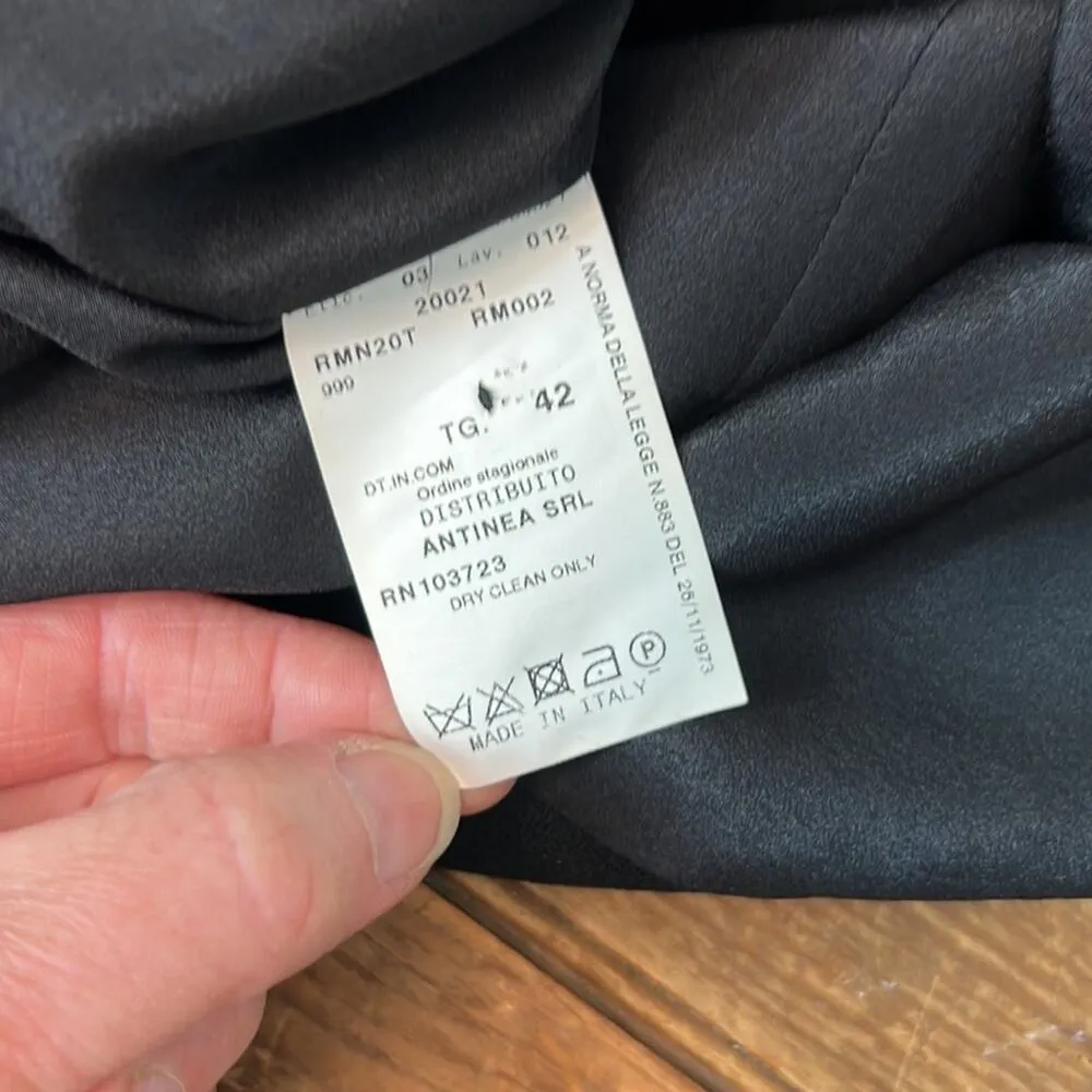 Women’s vintage Armani Collezione black wool midi pencil skirt size 6 - Image 7