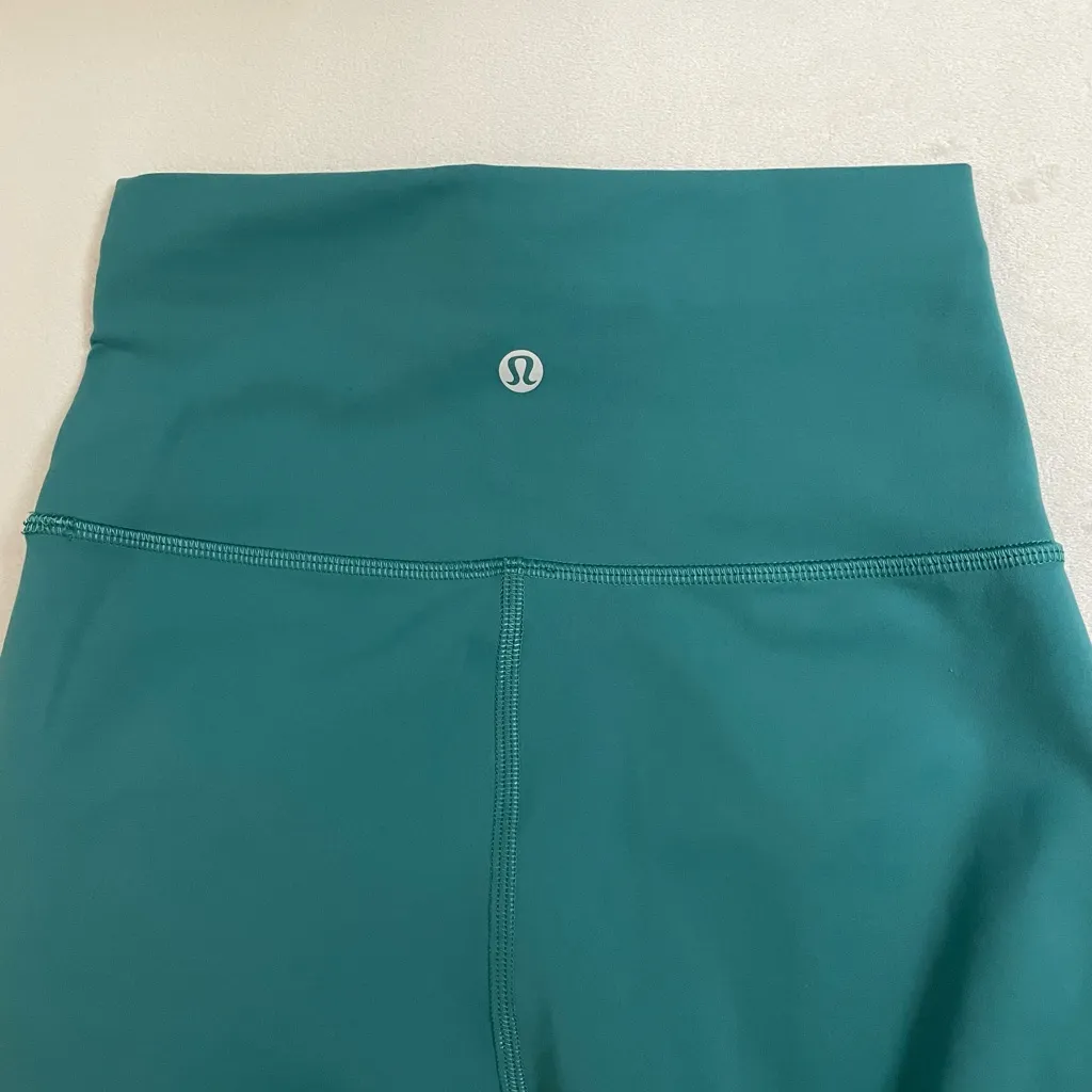 Lululemon Wunder Train High Rise Shorts 8” Teal Lagoon Size 4 - Image 10