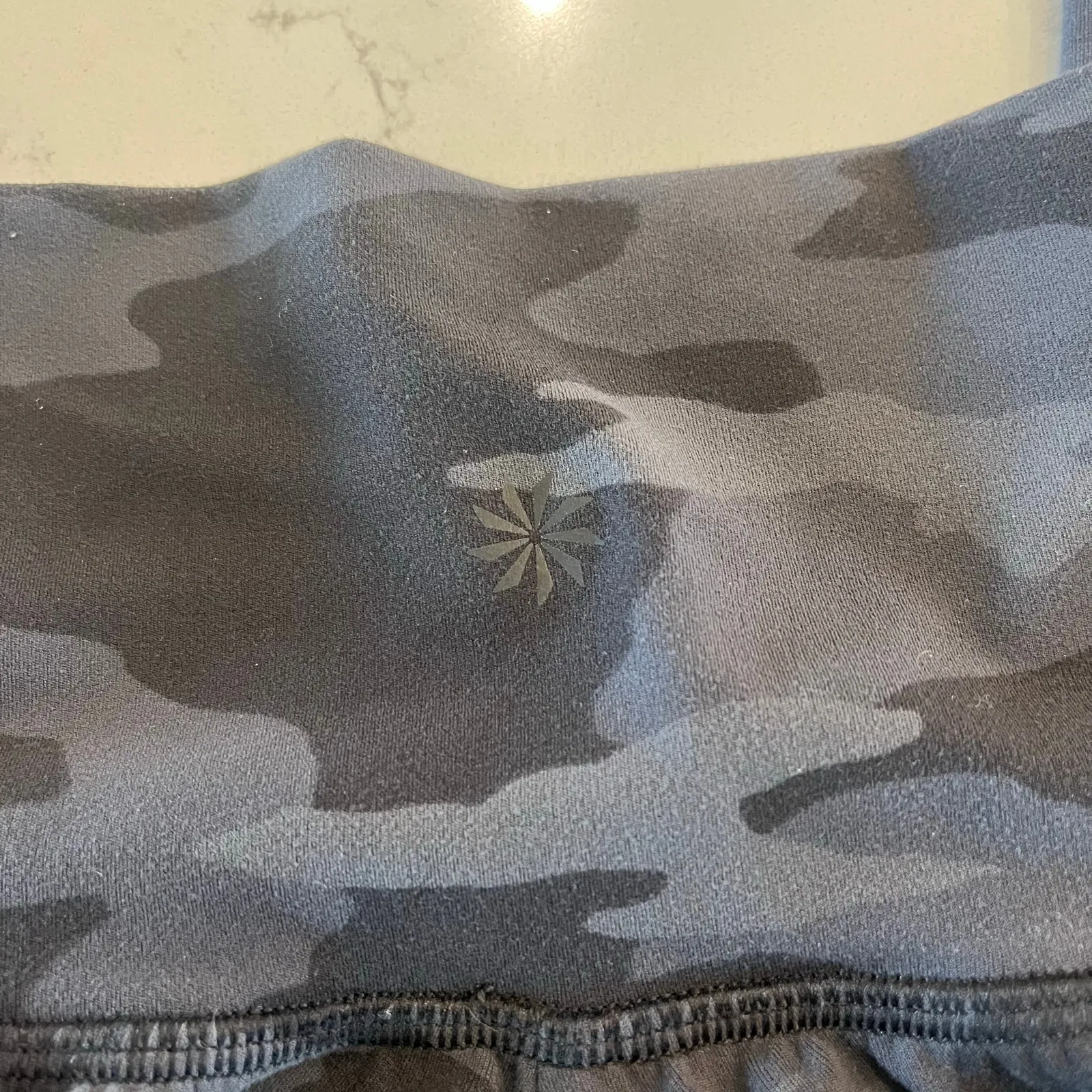 Athleta Salutation Jogger Camo Black Gray‎ Size XS - Image 7