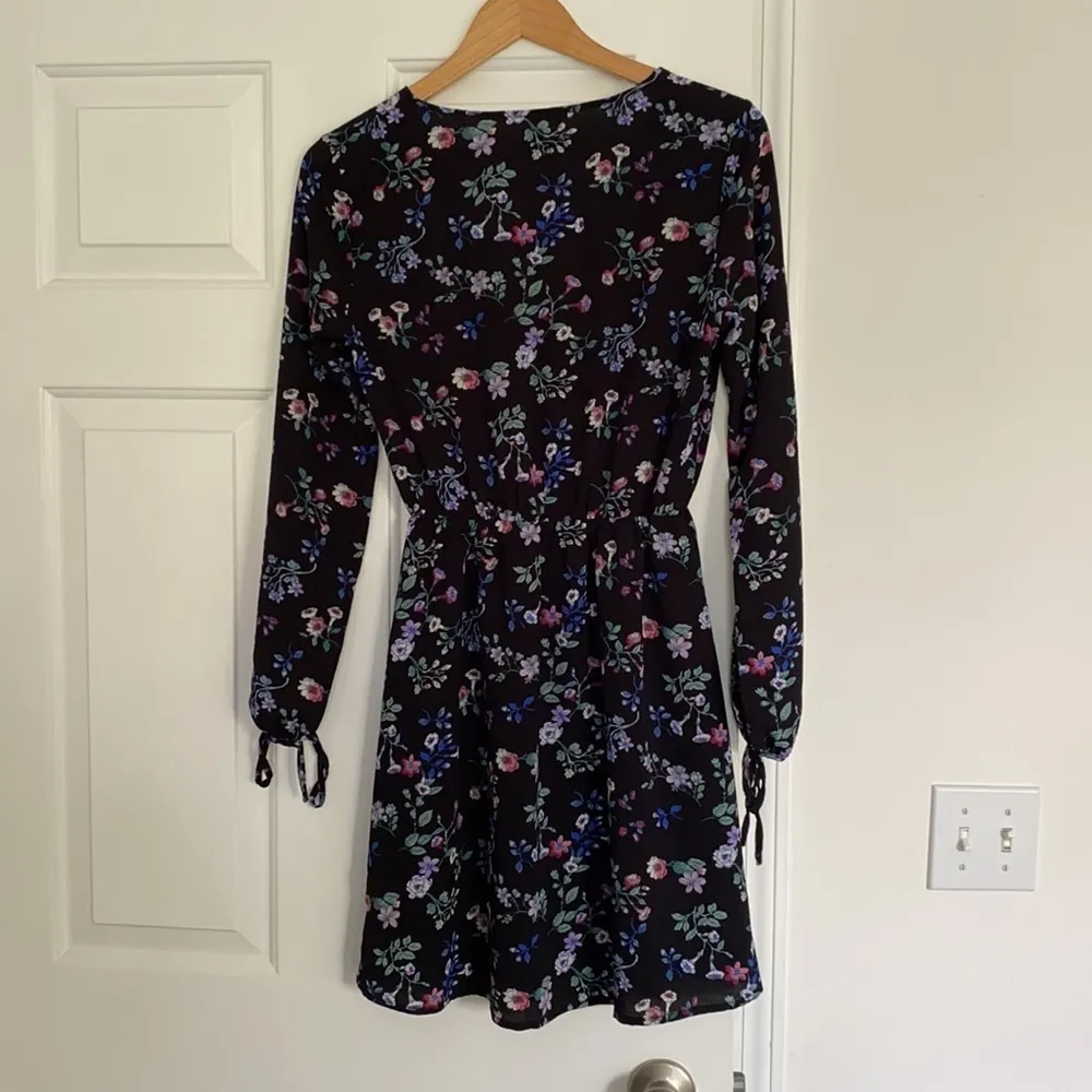 Mi ami black floral dress. - Image 4