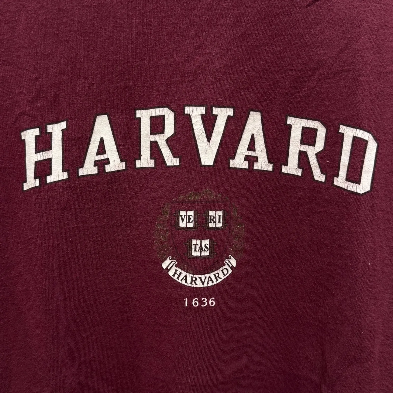 Harvard University Gildan Burgundy T-Shirt College‎ Student Small 100% Cotton - Image 2