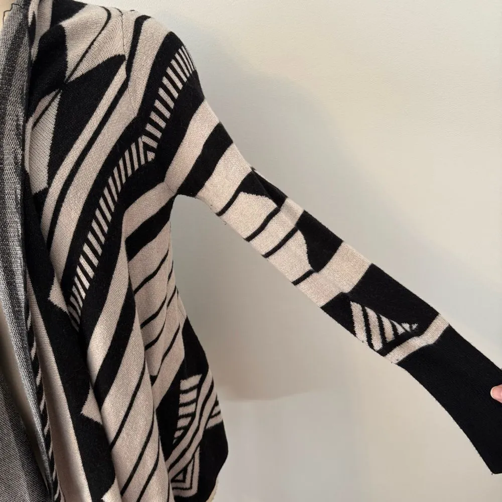 Banana Republic Black Aztec Patterned Jacquard Merino Wool Open Cardigan Small - Image 8