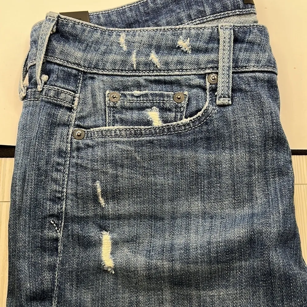 Vince. Dylan Skinny Rolled Short Size 26 - Image 13