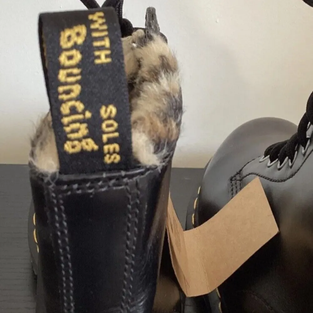 Dr Martens Leopard Faux Fur lined boots Warmwair Sz 6 / 36 NWOB - Image 3