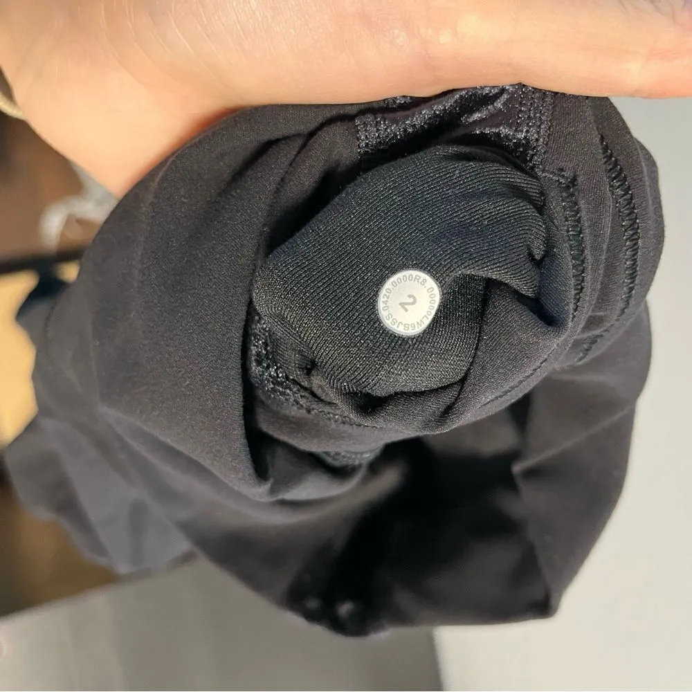 Lululemon Align Super High-Rise Crop *Crushed Velvet
Black - Image 9