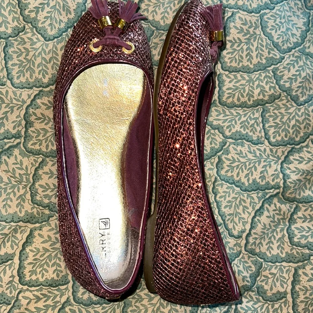 Sperrys! Burgundy/Wine with gold accents! EUC! Size 7.5! - Image 3