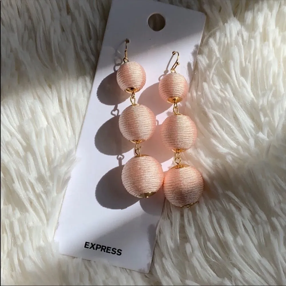 ✨ Linear Fabric Ball Drop Earrings✨ - Image 3