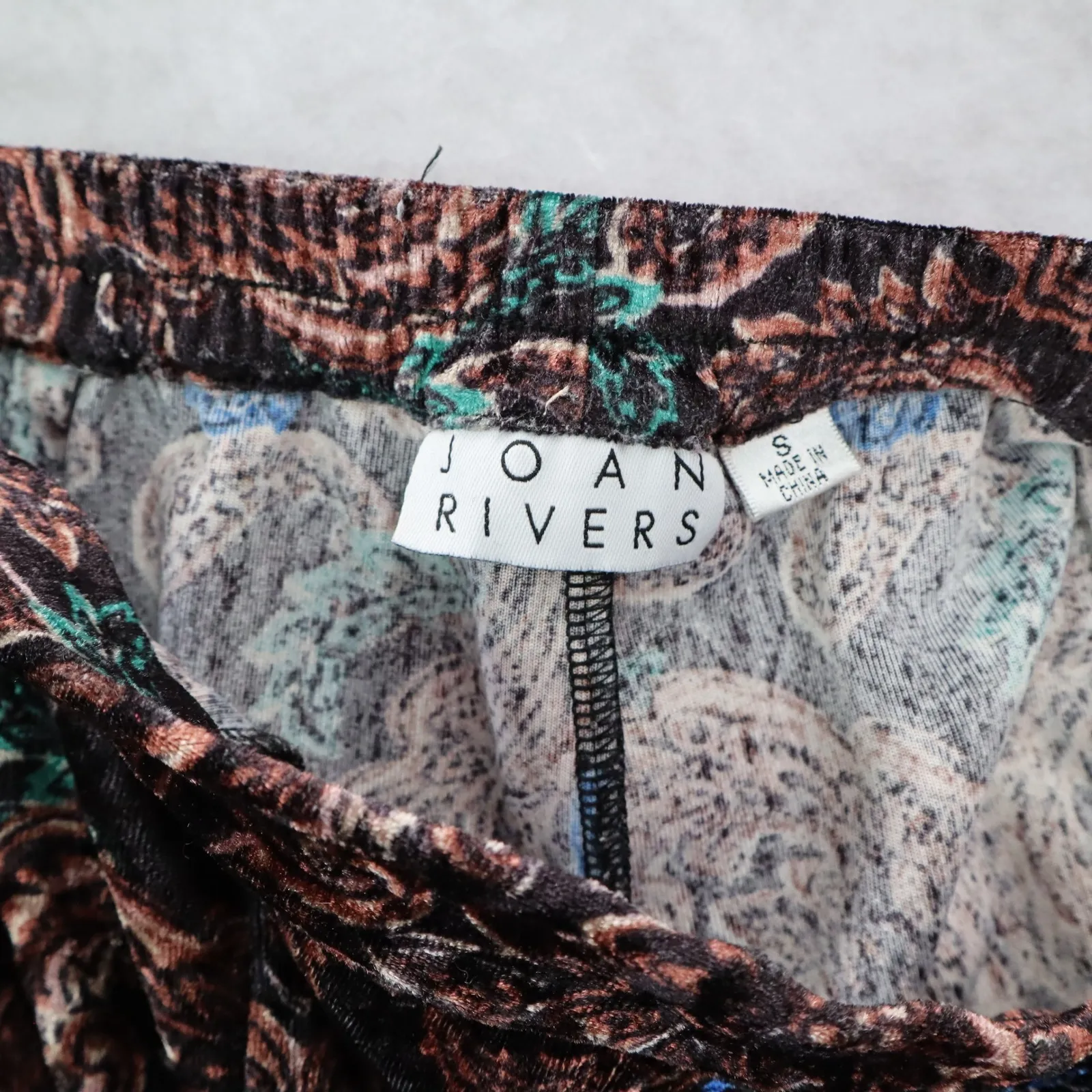 Joan Rivers Black Wide Leg Pull On Velvet Paisley Vintage Whimsy Pants Small - Image 6