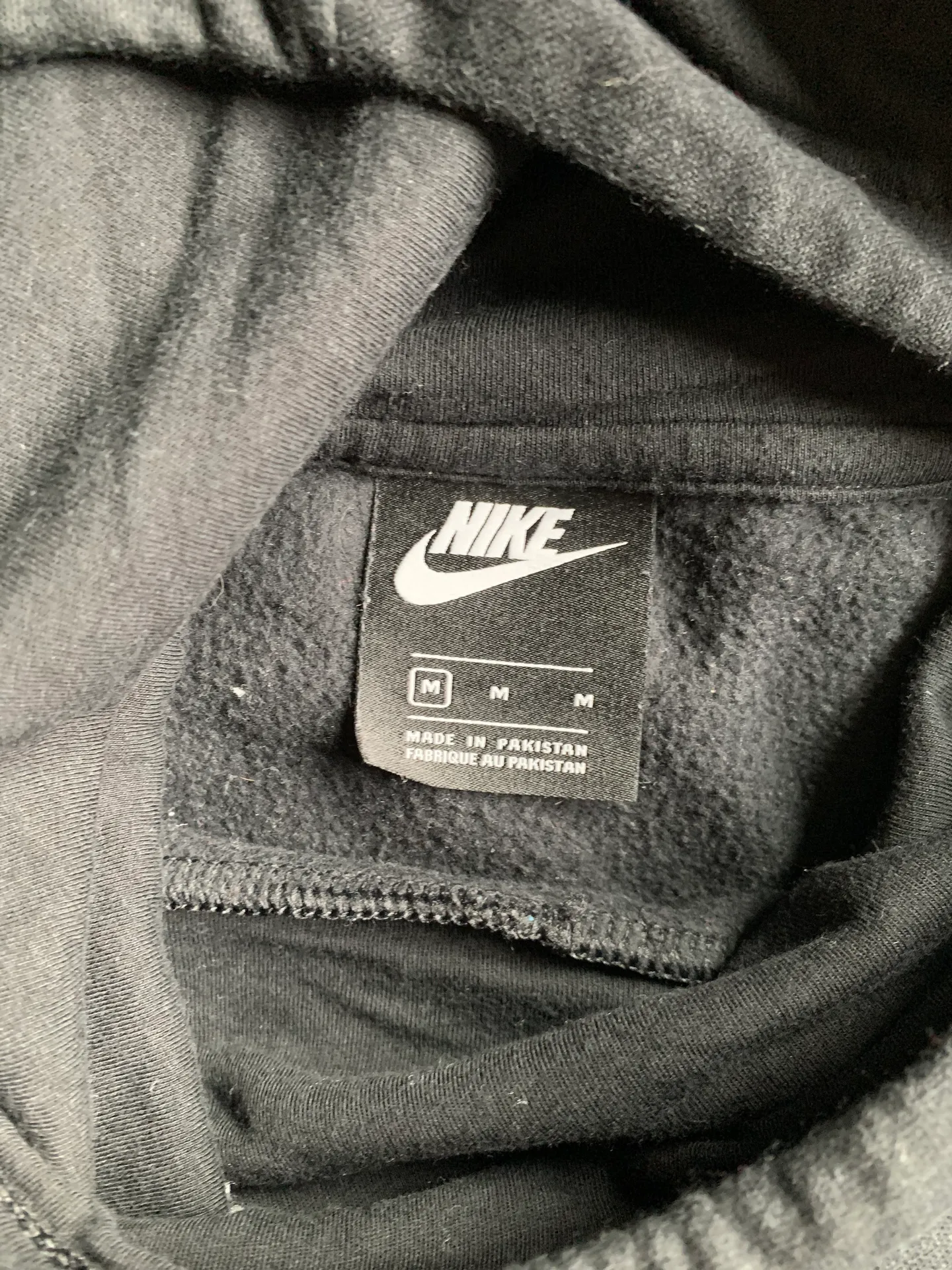 Nike Hooded Sweatshirt - Image 3