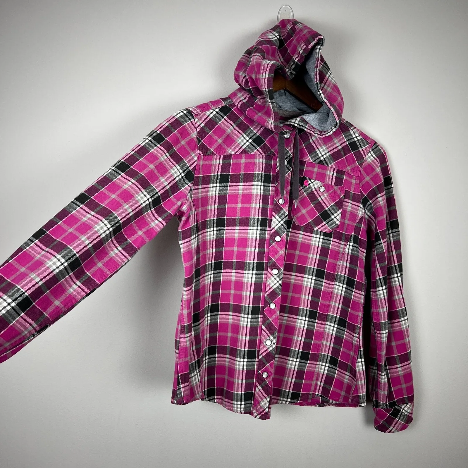 Carhartt Flannel Shirt Womens Small Pink Plaid Hooded Pearl Snap Rugged Shacket - Image 6