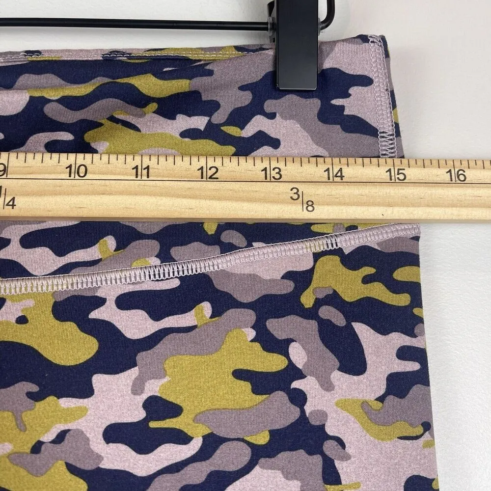 Fabletics Mid-Rise Printed Heathered Leggings Size Large Camouflage Multi Active - Image 8
