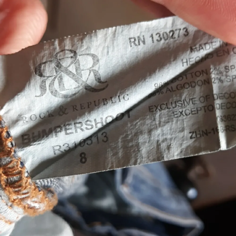 Rock & Republic Bumpershoot distressed frayed hem jean shorts - Image 7