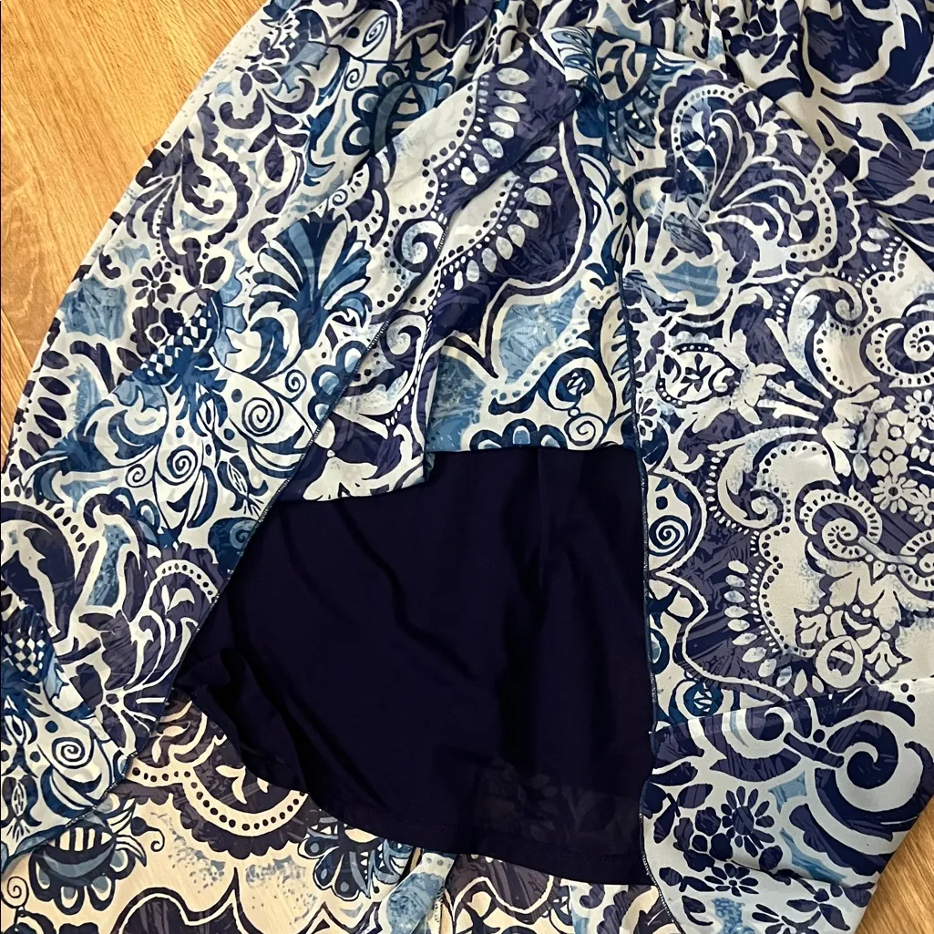 Beige by eci Blue and White Paisley Dress size 10 new lined - Image 4