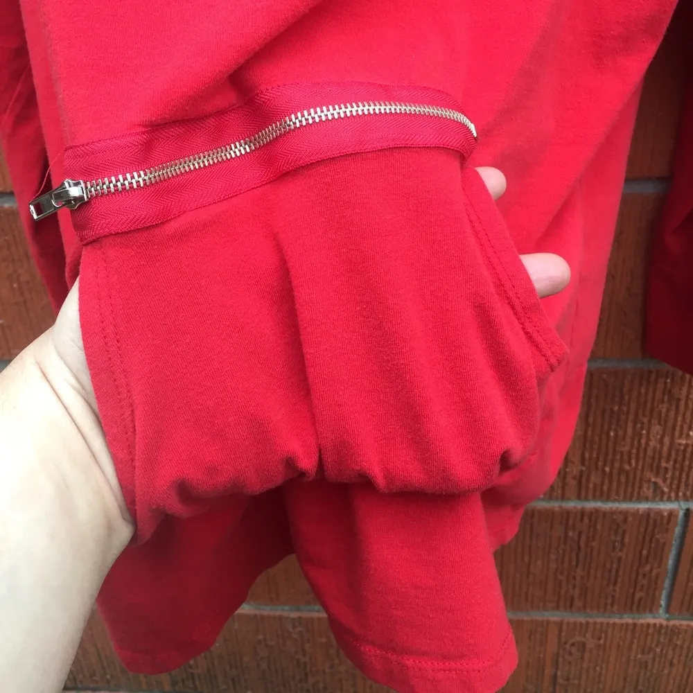 💜CLEARANCE💜Red front zip top. Tiny hole 4th pic Size undefined - Image 3