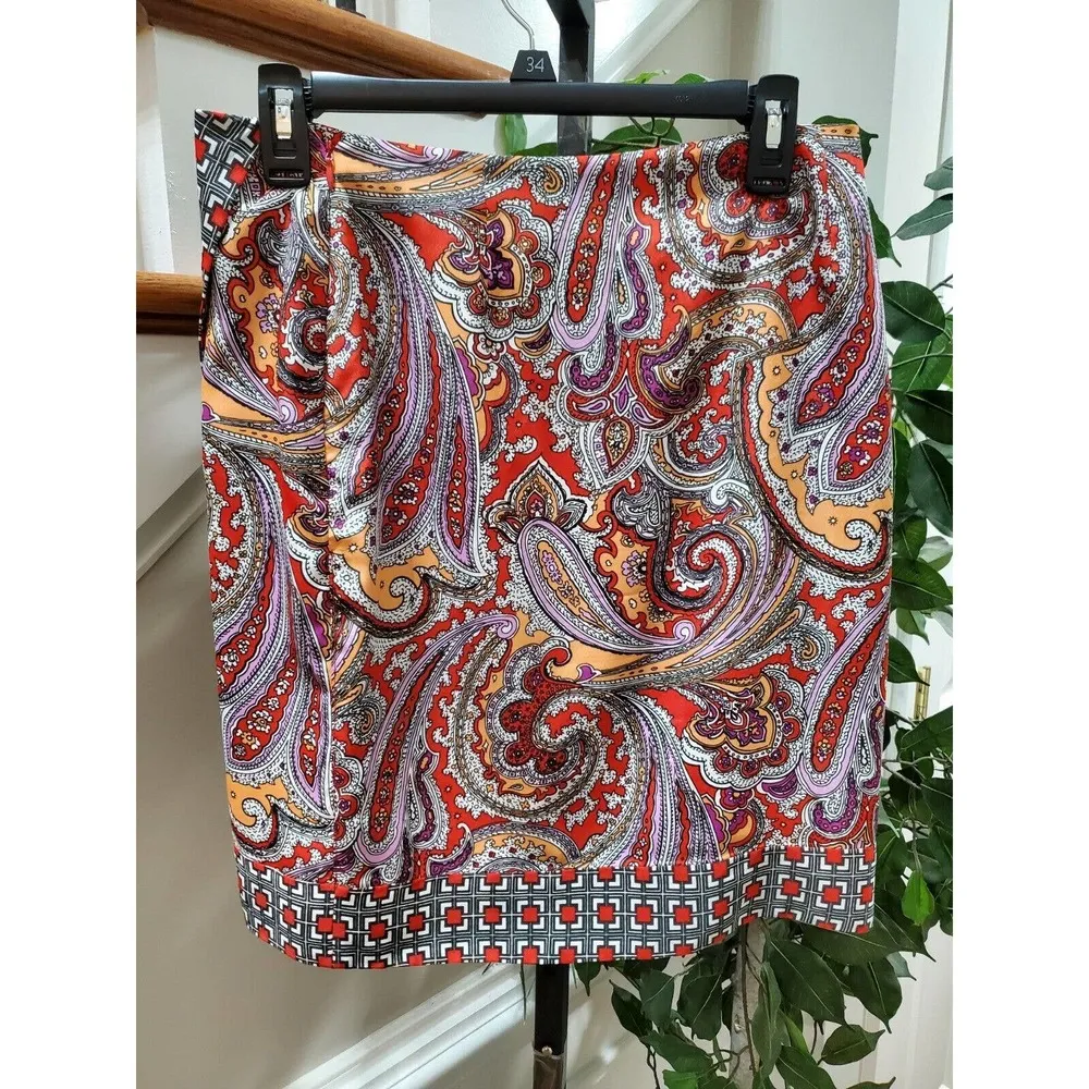 New York & Co. Women's Multicolor Paisley Polyester Straight Casual Mini Skirt 4 - Image 6