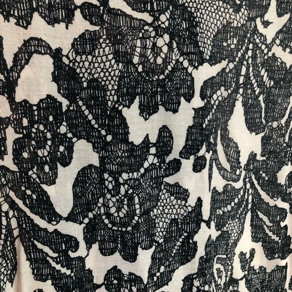 Lane Bryant black lace print kimono one size - Image 3