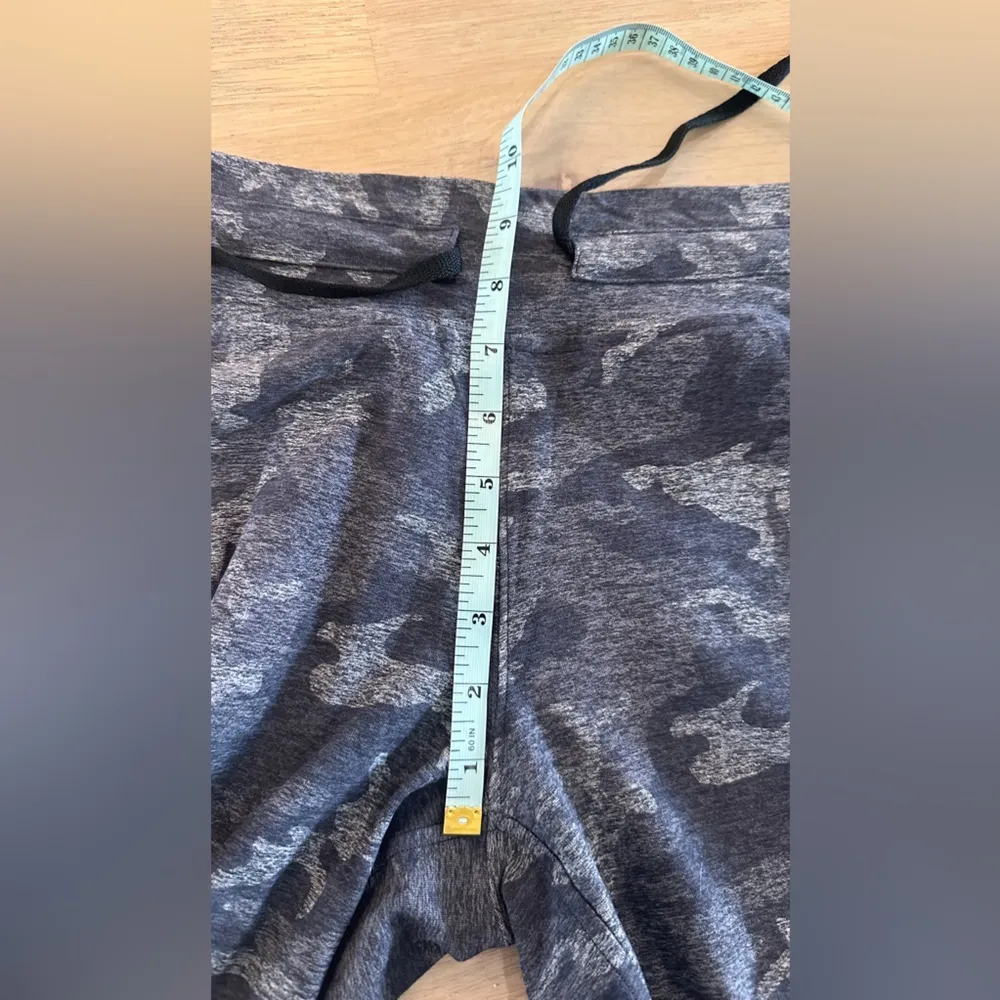 Lululemon Ready To Rulu Pant Incognito Camo HTR Black size 4 - Image 9