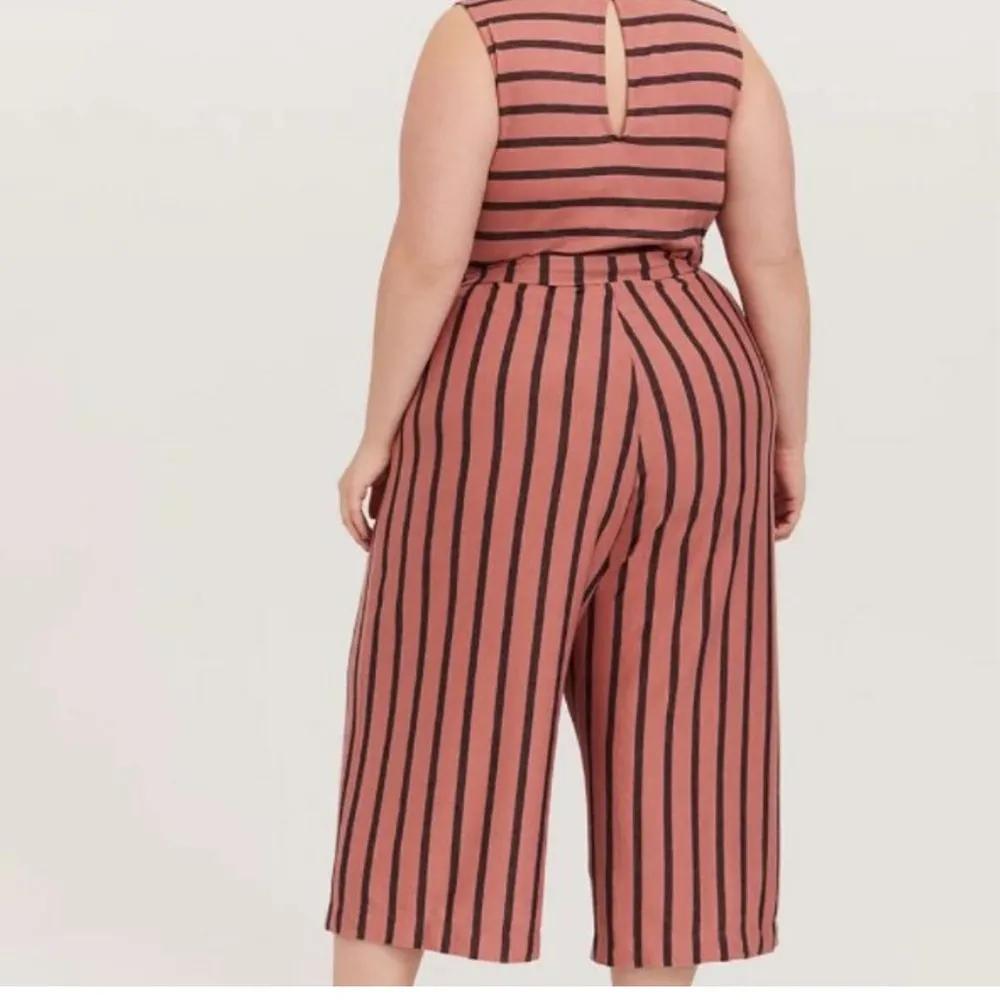 Torrid Jumpsuit with fitted top, sucked in waist/belt with loose, wide bottoms - Image 4