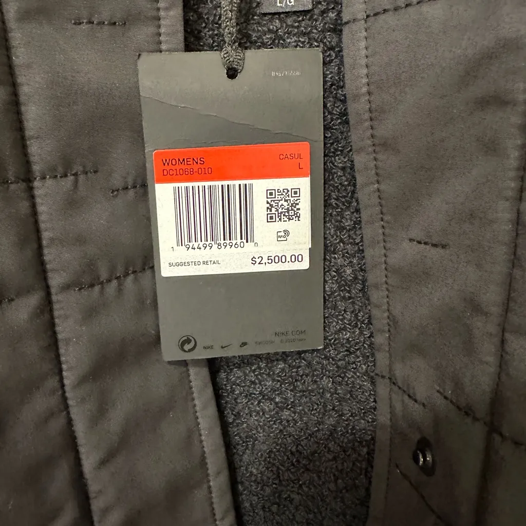 Nike‎ ESC Every Stitch Considered Bonded 2-in-1
Coast Women's Italian $2,500 Lrg - Image 9